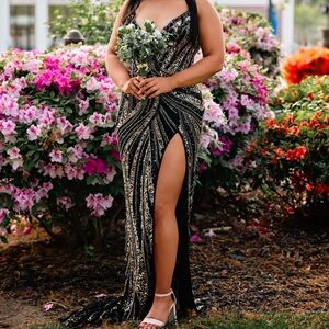 Ashley Lauren Prom dress 11236